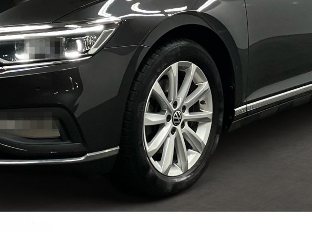 Volkswagen Passat Variant 2.0 TDI DSG IQ.Light NAV AHK LEDE foto 9