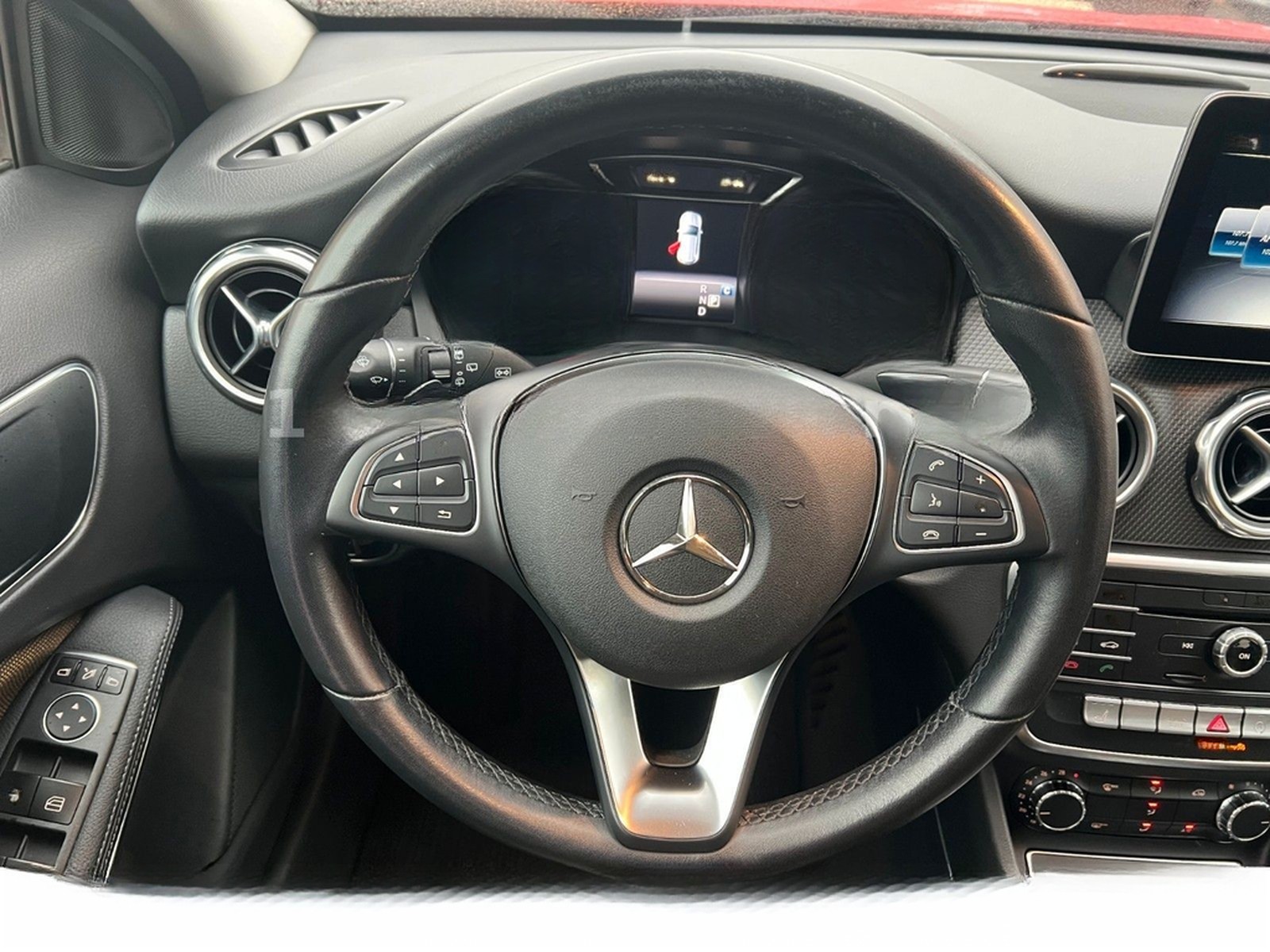 Mercedes-Benz GLA-Klasse GLA 200 Automatik Navi&Rückfahrkamera foto 18