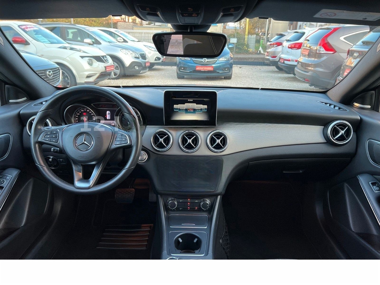 Mercedes-Benz CLA-Klasse CLA 220 Shooting Brake 4Matic Urban foto 17