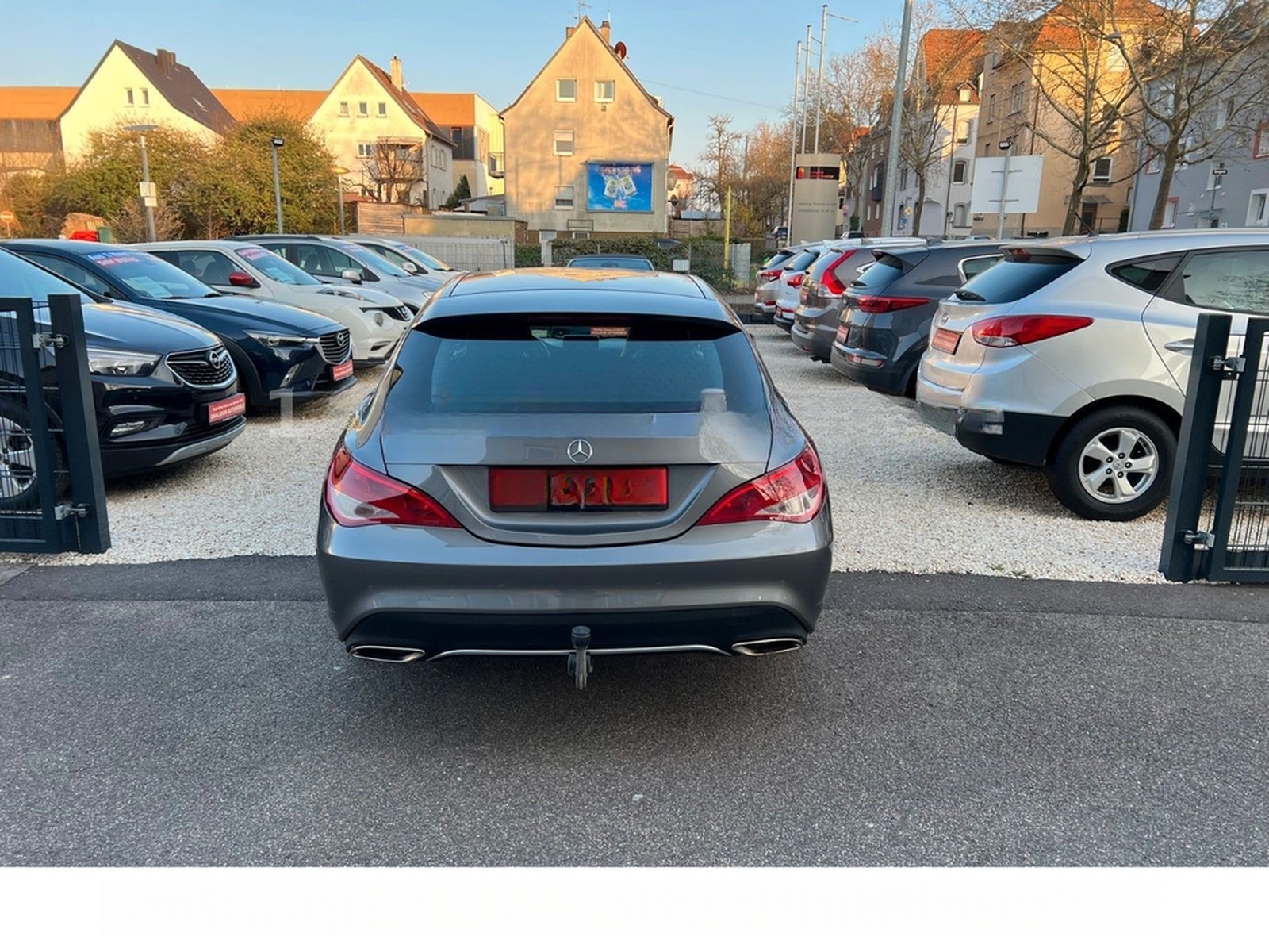Mercedes-Benz CLA-Klasse CLA 220 Shooting Brake 4Matic Urban foto 4