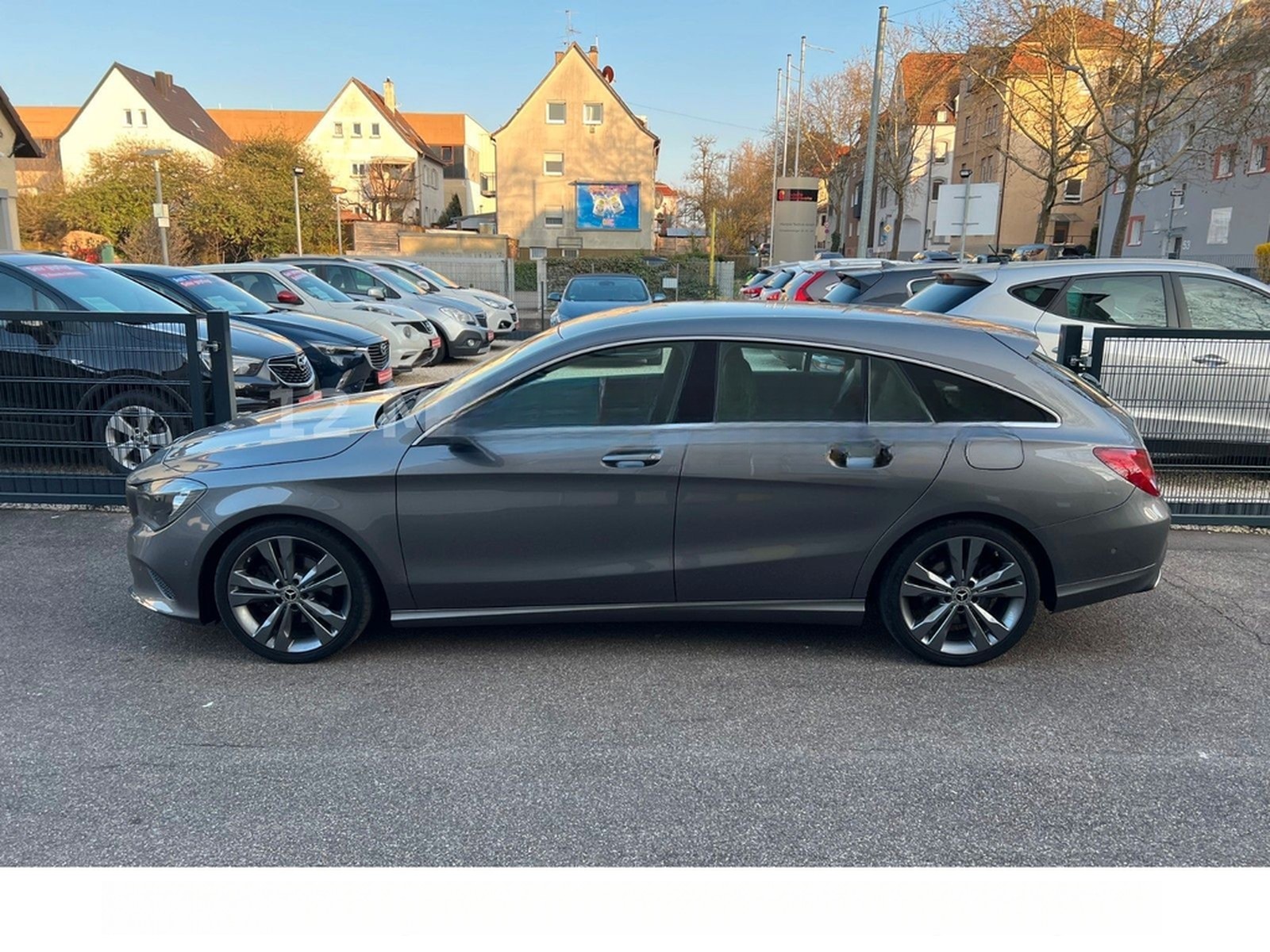Mercedes-Benz CLA-Klasse CLA 220 Shooting Brake 4Matic Urban foto 5