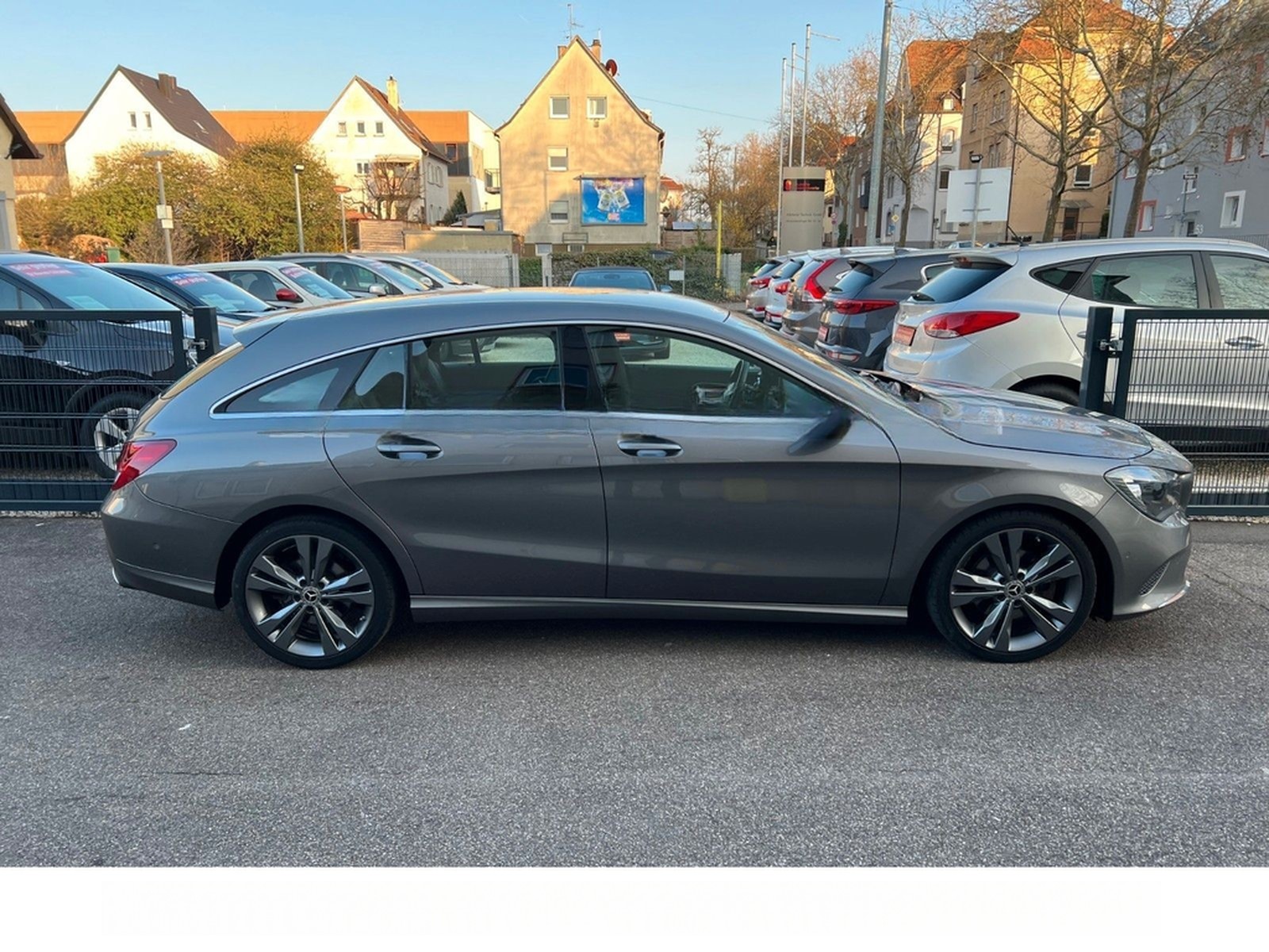 Mercedes-Benz CLA-Klasse CLA 220 Shooting Brake 4Matic Urban foto 6