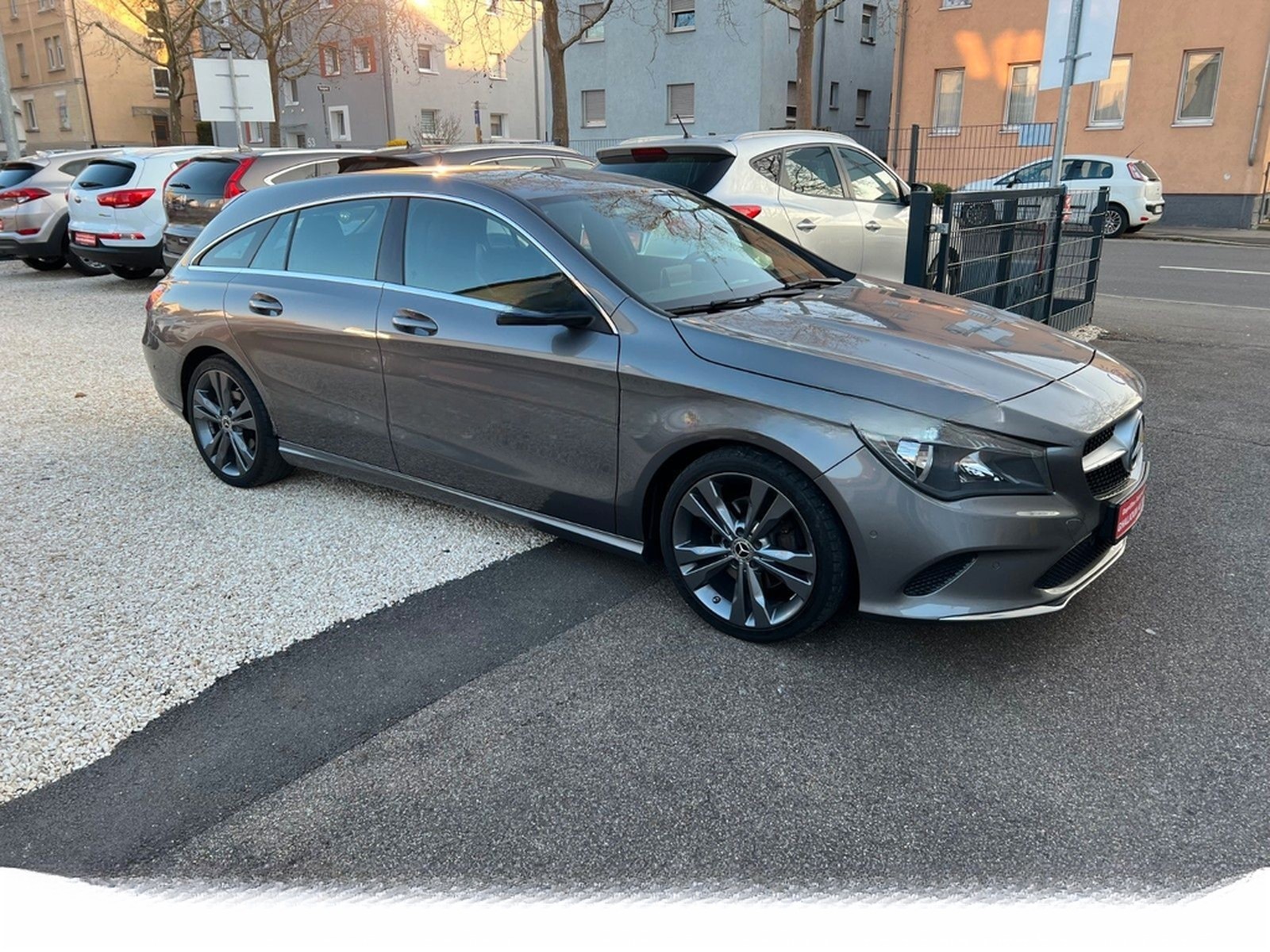 Mercedes-Benz CLA-Klasse CLA 220 Shooting Brake 4Matic Urban foto 9