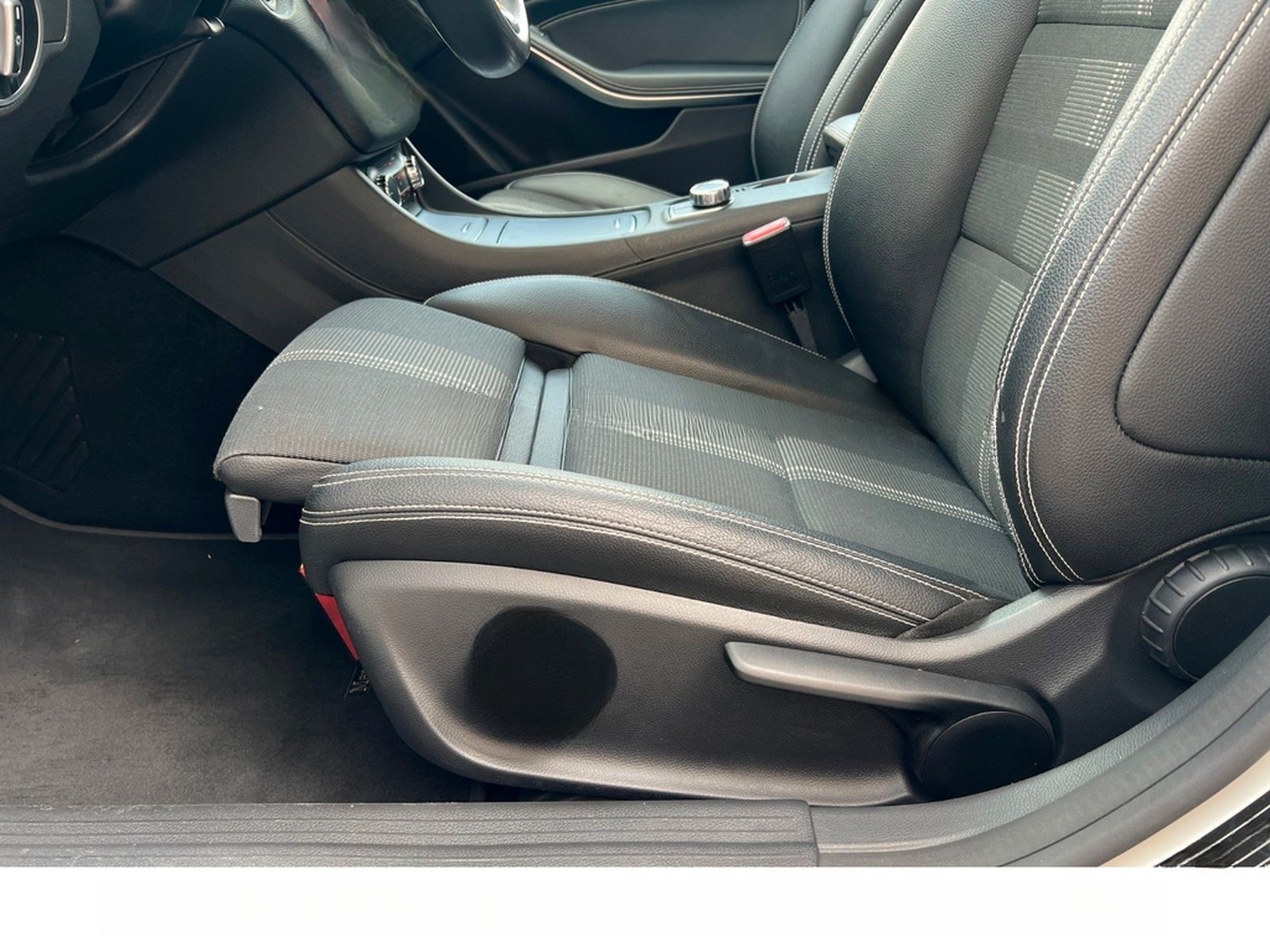 Mercedes-Benz CLA-Klasse CLA 200 Shooting Brake Urban Sport foto 15