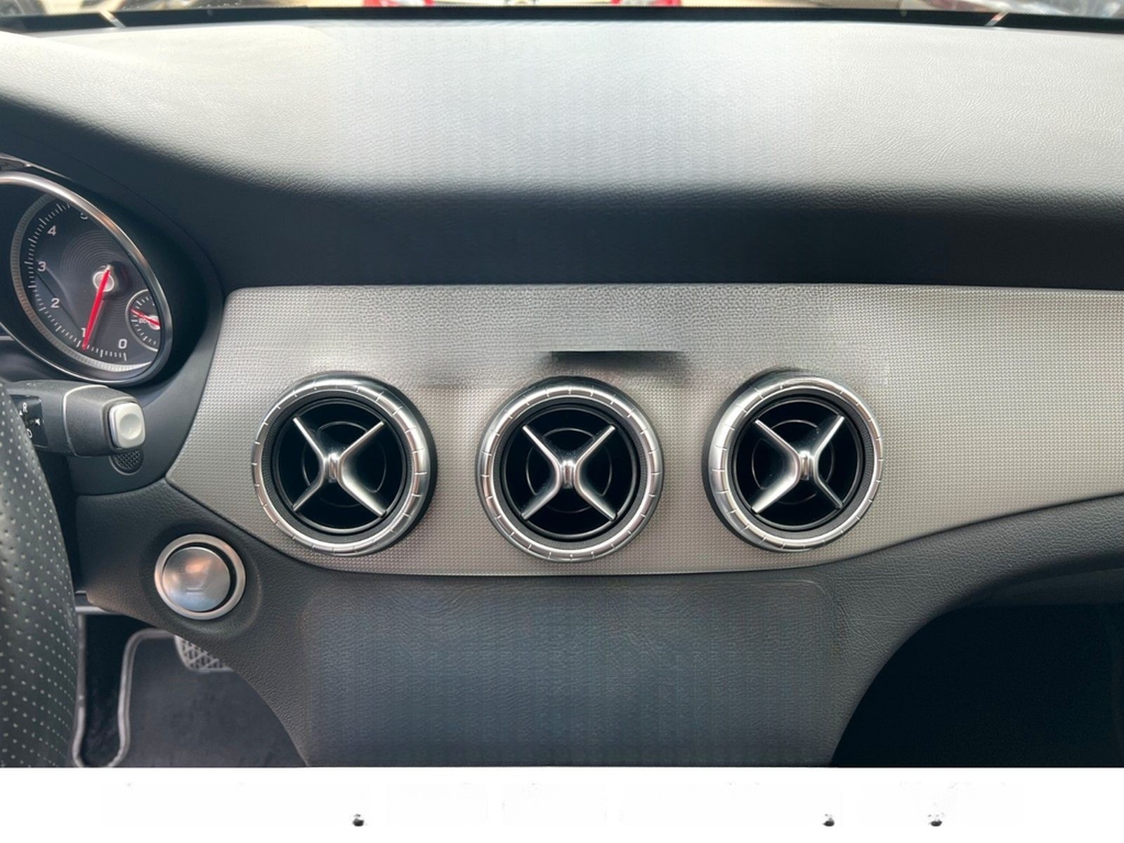 Mercedes-Benz CLA-Klasse CLA 200 Shooting Brake Urban Sport foto 21