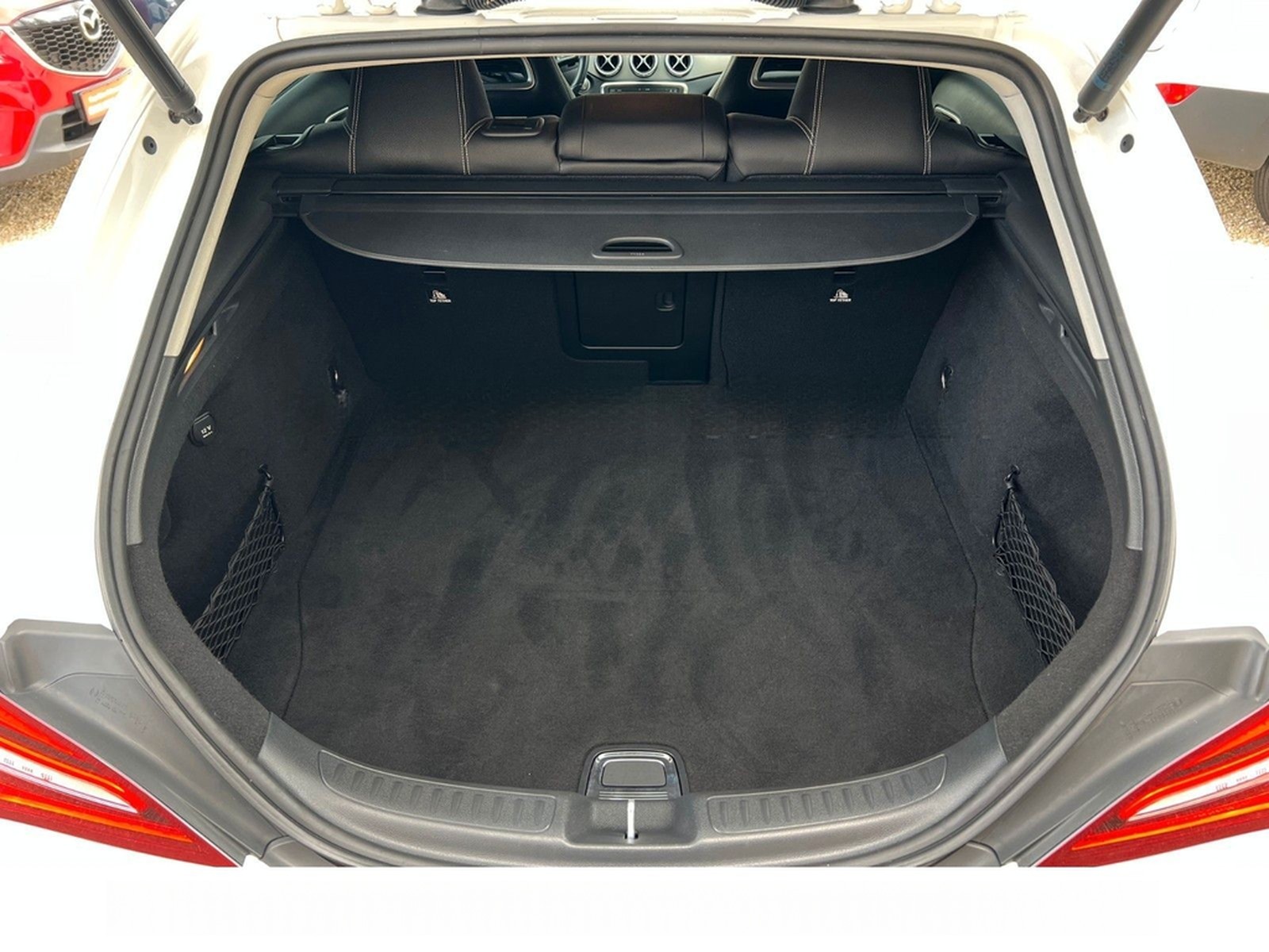 Mercedes-Benz CLA-Klasse CLA 200 Shooting Brake Urban Sport foto 38