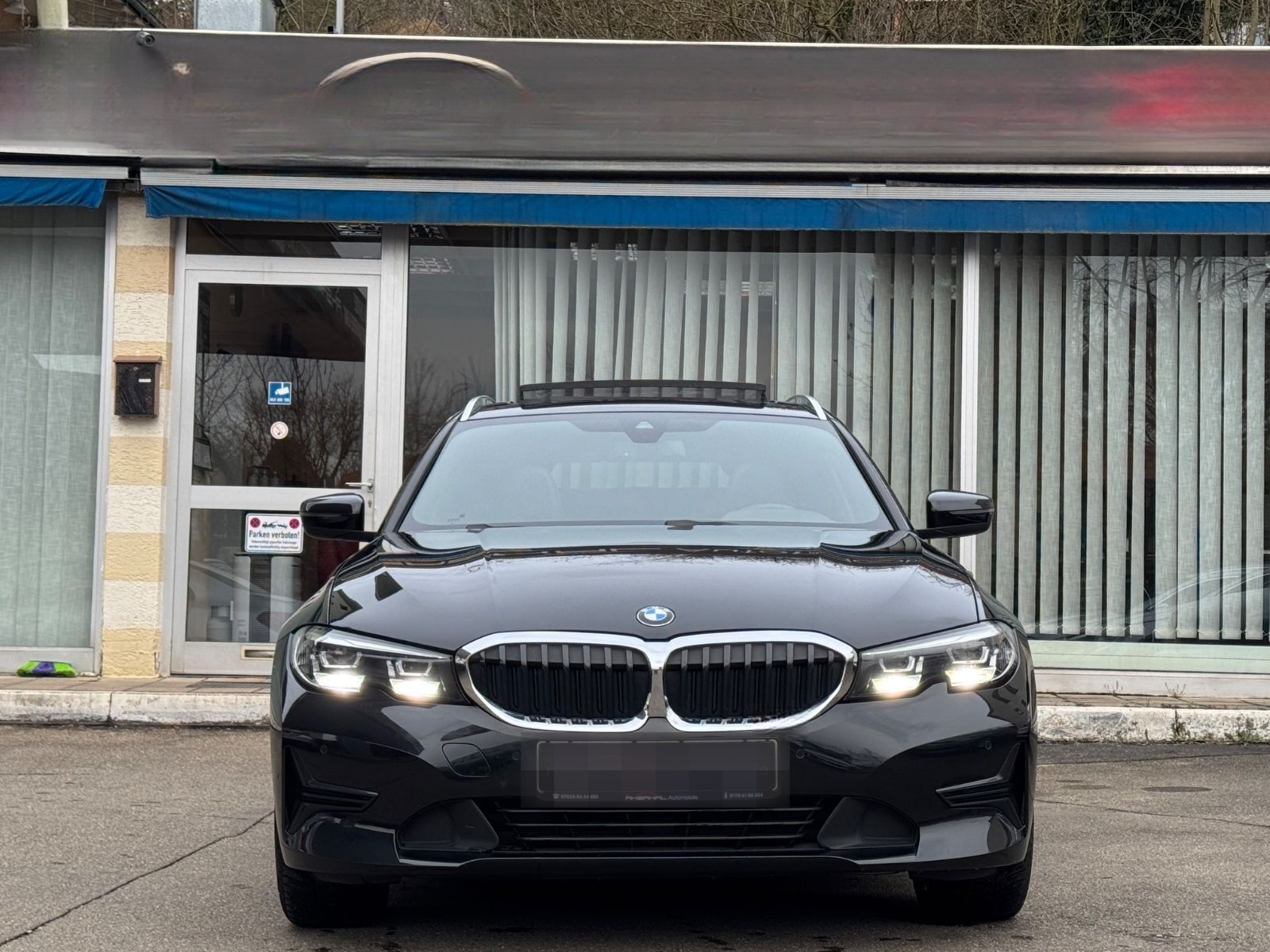 BMW 318 d Touring Advantage*Panorama*LED*Sportsitze foto 3