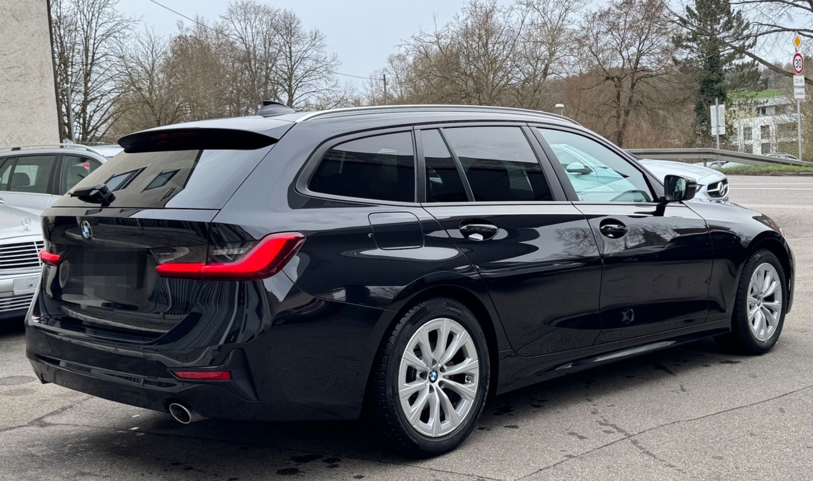 BMW 318 d Touring Advantage*Panorama*LED*Sportsitze foto 4