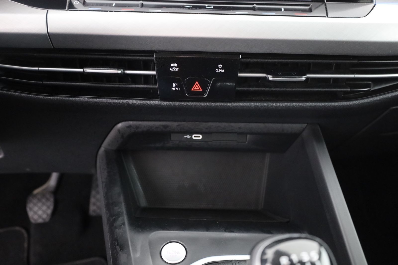 Volkswagen Golf VIII Variant 2.0 TDI Life LED Navi ACC AHK foto 12