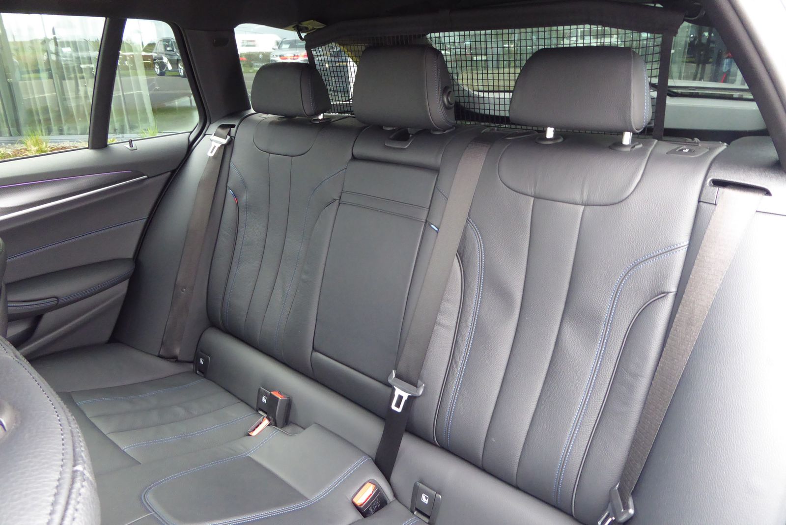 BMW 520d xDrive Touring M Sport HUD LASER DA. ACC PA foto 11