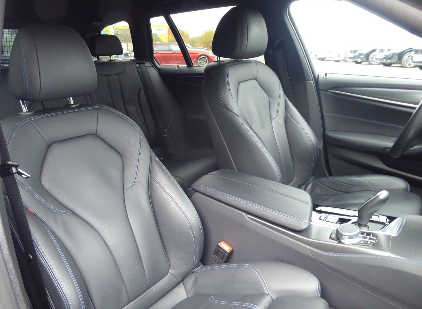 BMW 520d xDrive Touring M Sport HUD LASER DA. ACC PA foto 12