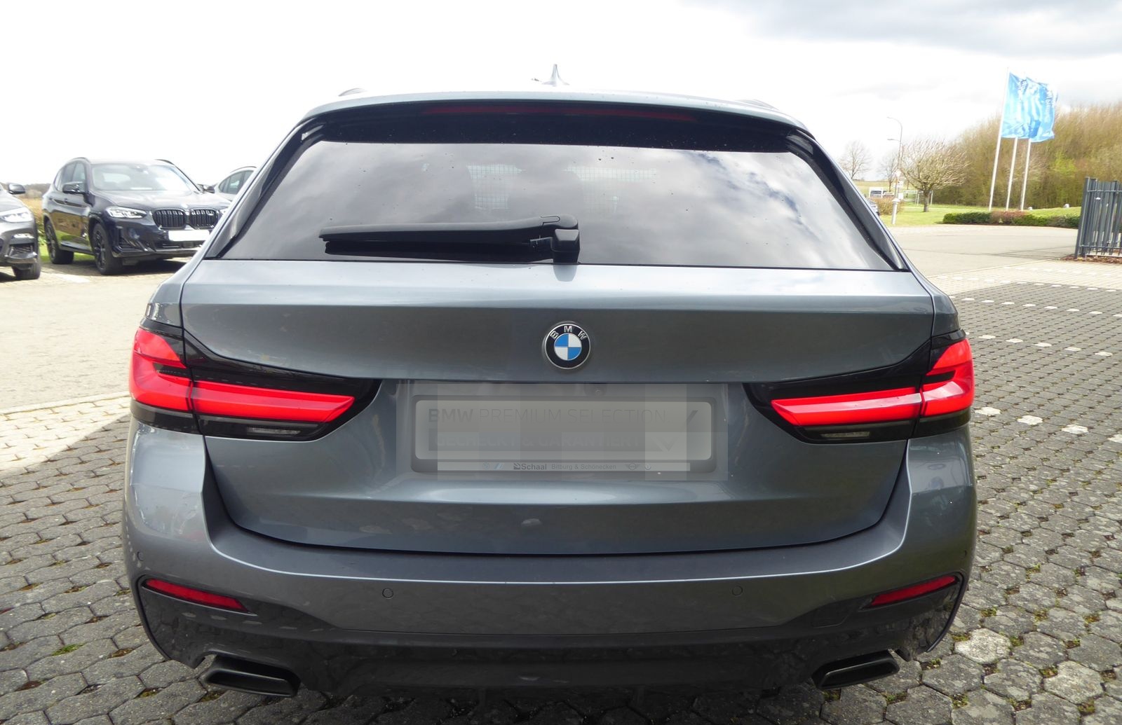 BMW 520d xDrive Touring M Sport HUD LASER DA. ACC PA foto 4