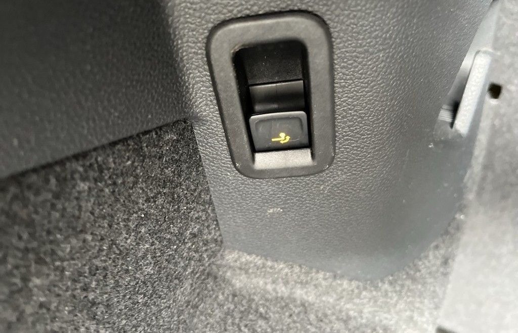 Volkswagen Golf 1.5 TSI Life Navi LED AHK Standheizung foto 11