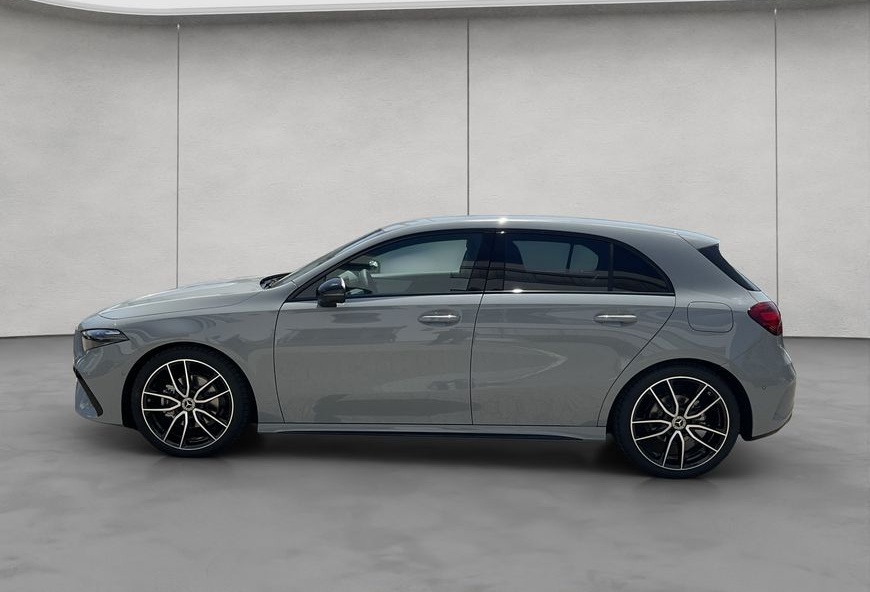 Mercedes-Benz A 180 d AMG Special Edition Burmester Smart 19'' foto 2