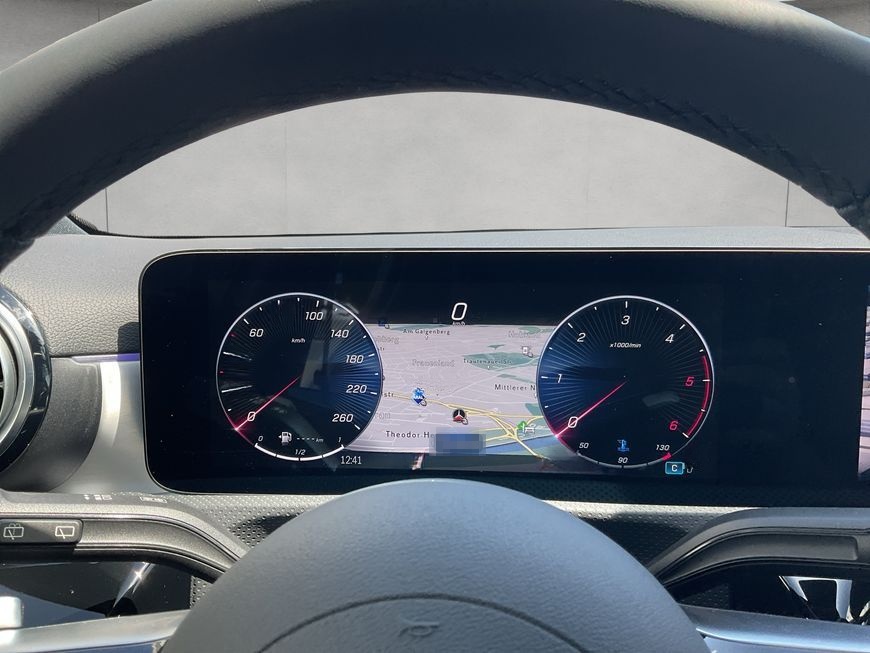 Mercedes-Benz A 180 d AMG Special Edition Burmester Smart 19'' foto 11