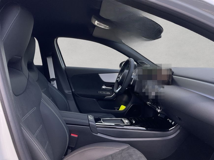 Mercedes-Benz A 180 d AMG Special Edition Burmester Smart 19'' foto 18