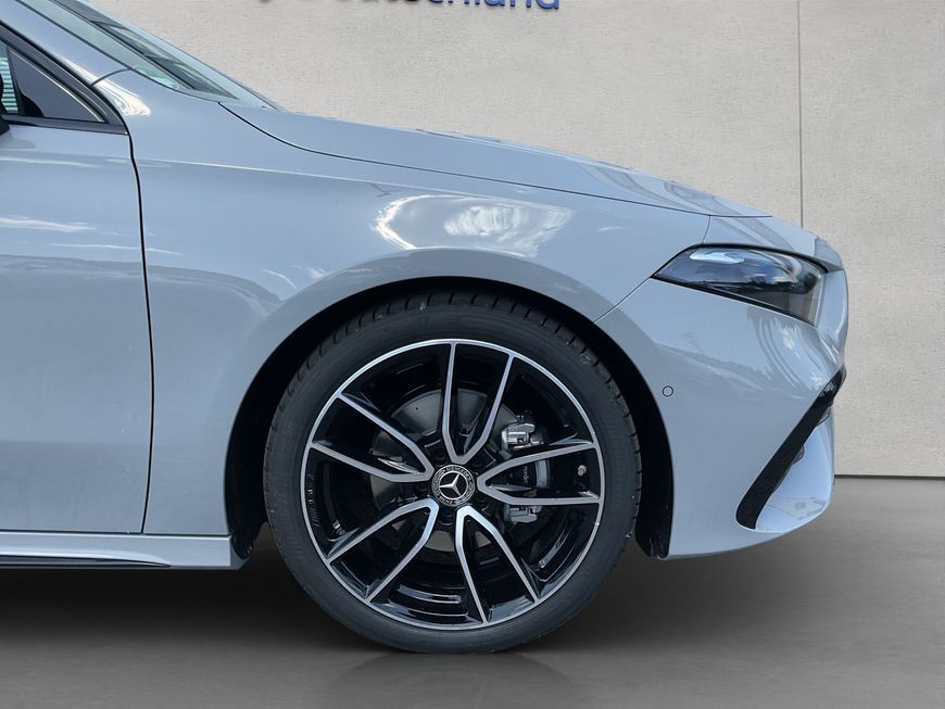 Mercedes-Benz A 180 d AMG Special Edition Burmester Smart 19'' foto 21