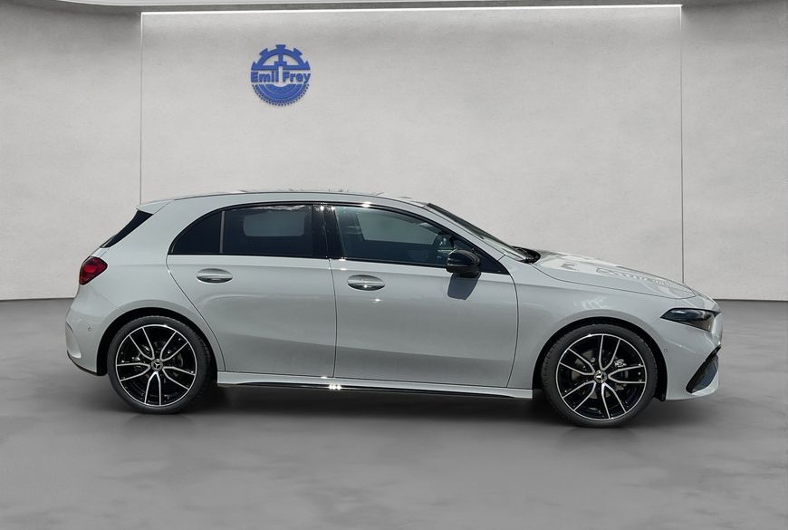 Mercedes-Benz A 180 d AMG Special Edition Burmester Smart 19'' foto 6