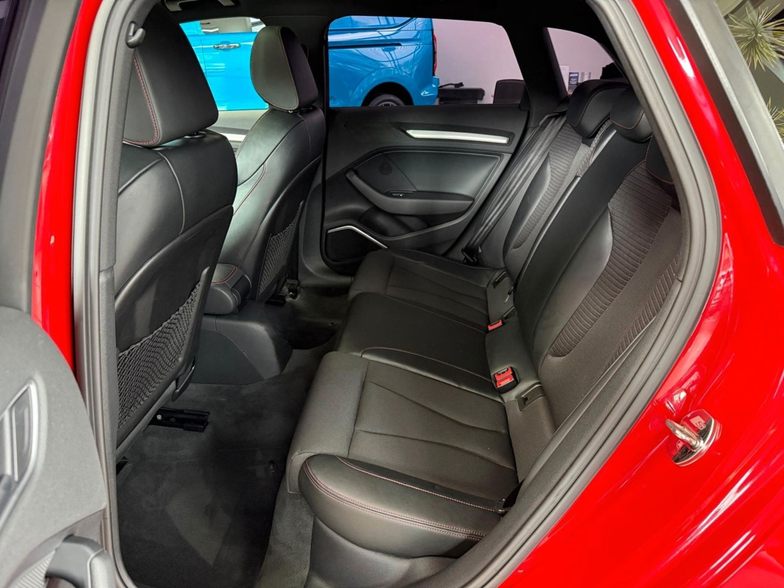 Audi S3 Sportback 2.0 quattro MMi-NAVI+*PANO*KEIN OPF foto 15