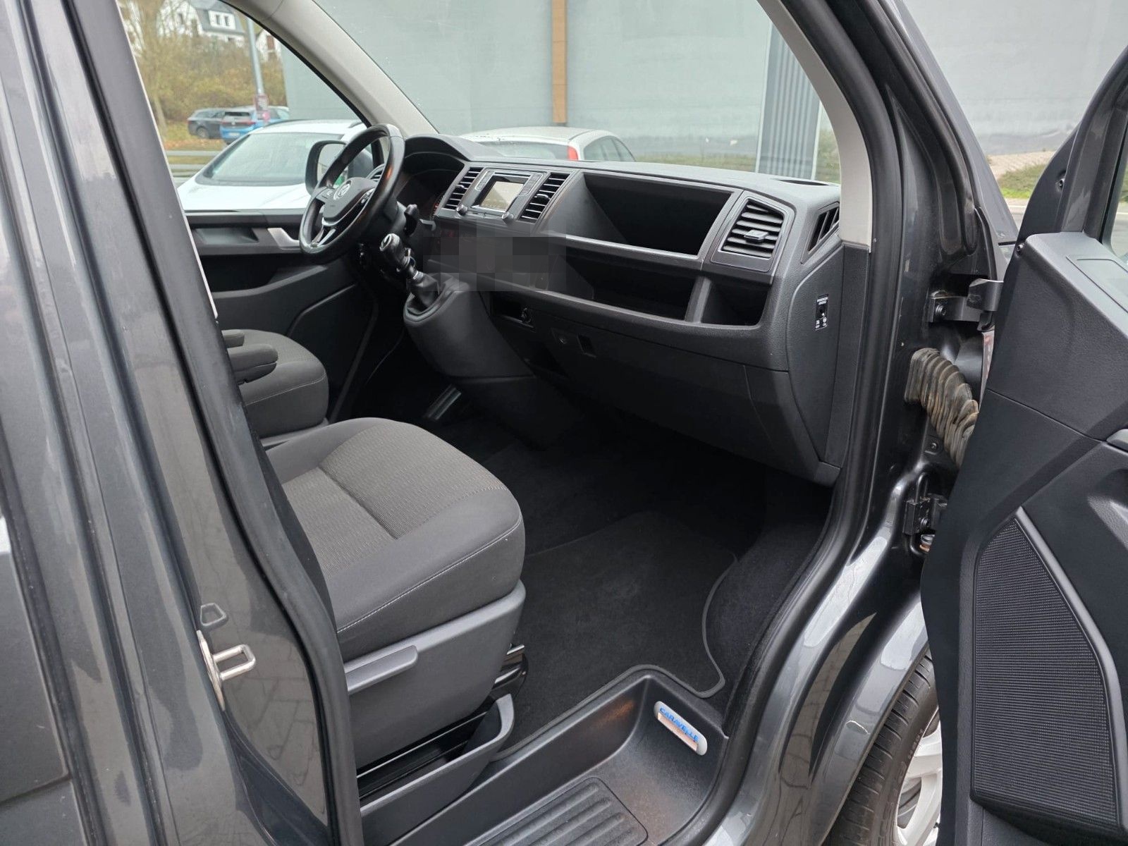 Volkswagen T6 Transporter Bus Caravelle Comfortline foto 12