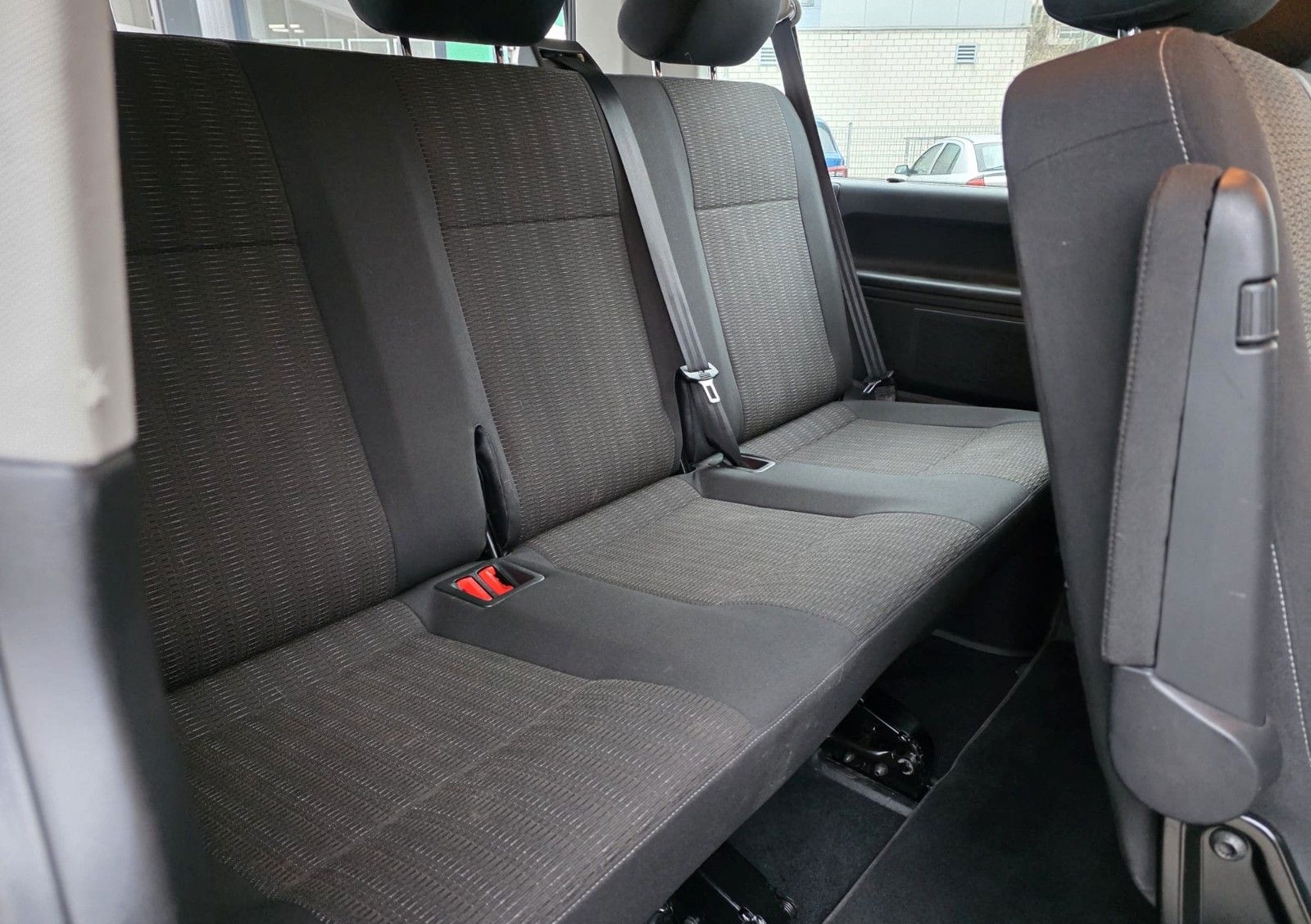 Volkswagen T6 Transporter Bus Caravelle Comfortline foto 13