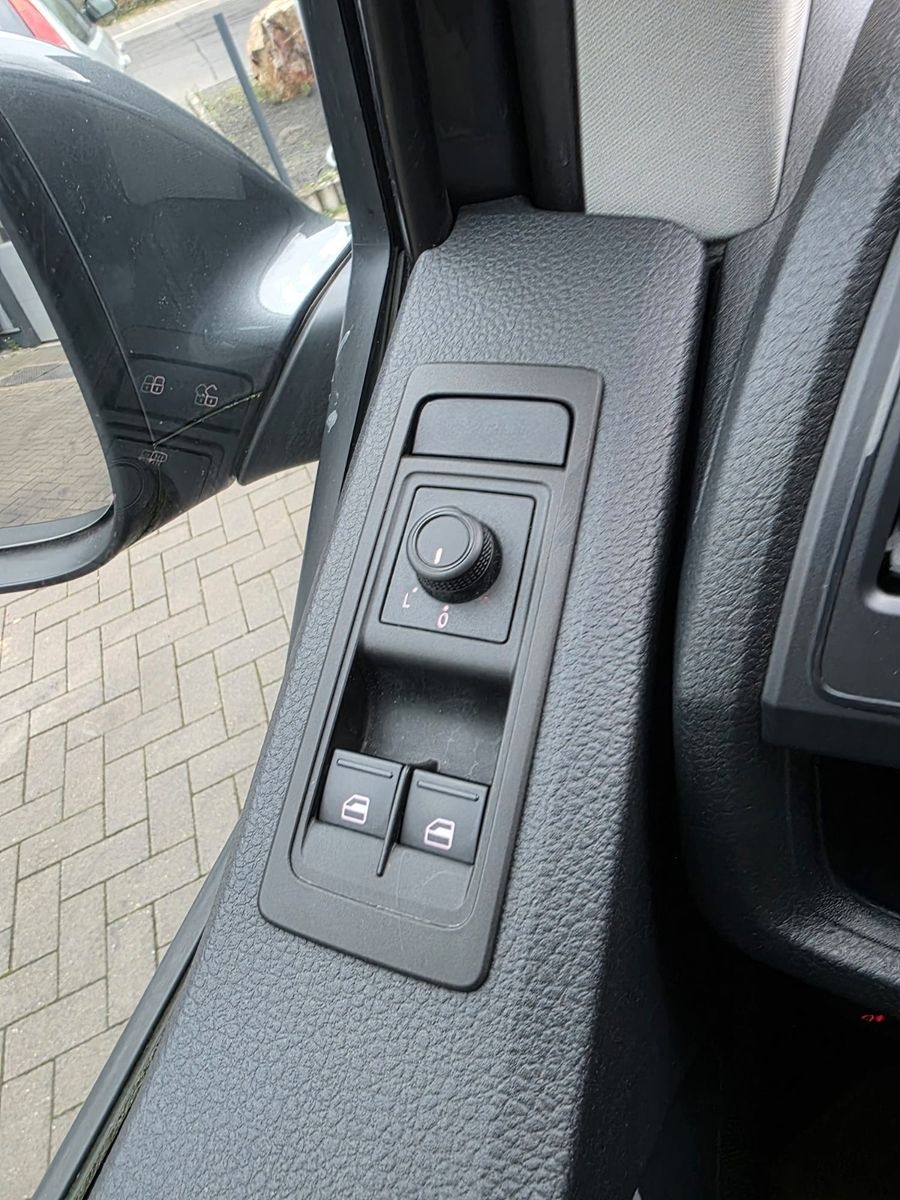 Volkswagen T6 Transporter Bus Caravelle Comfortline foto 17
