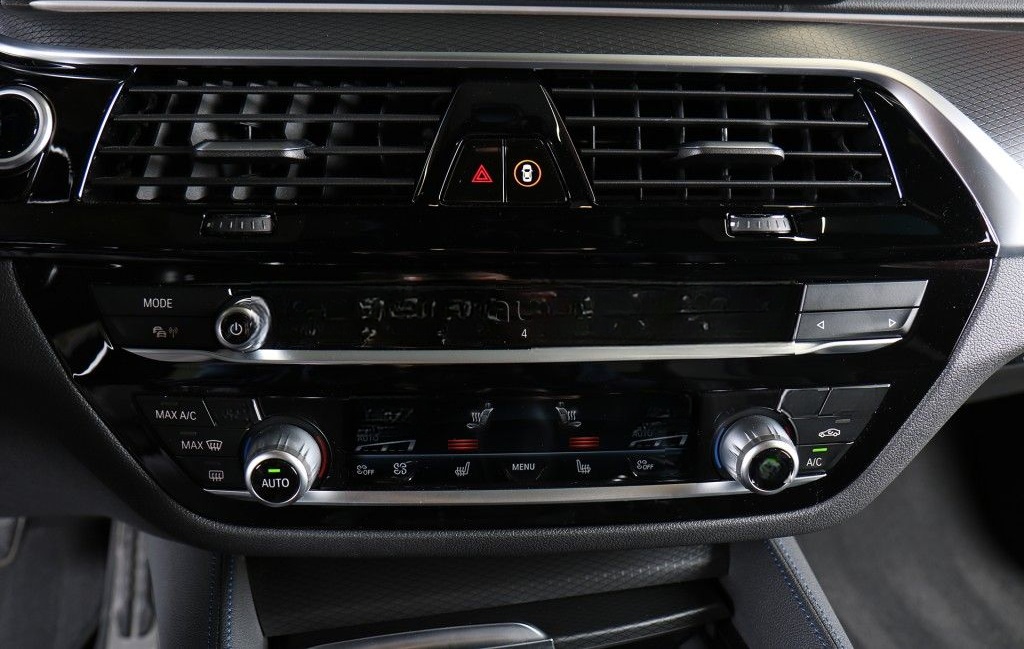BMW 540 d xDr. M-Sportp.AHK.Glasd.Standhzg.DrivProf. foto 11