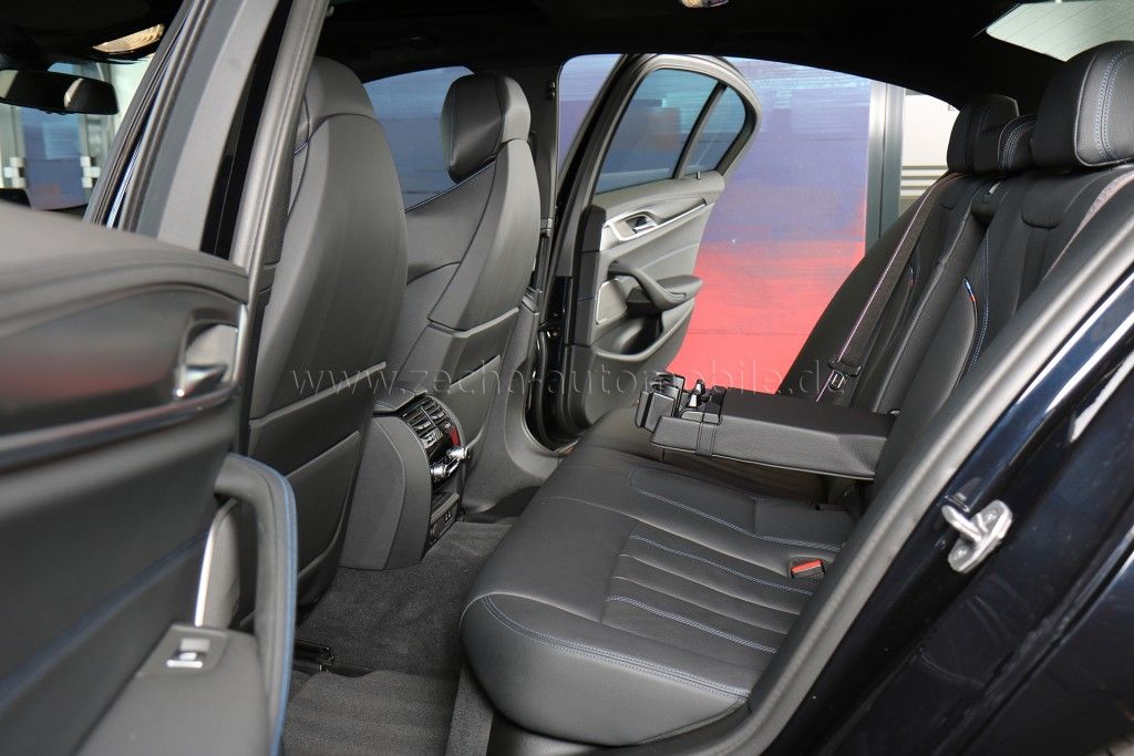BMW 540 d xDr. M-Sportp.AHK.Glasd.Standhzg.DrivProf. foto 17