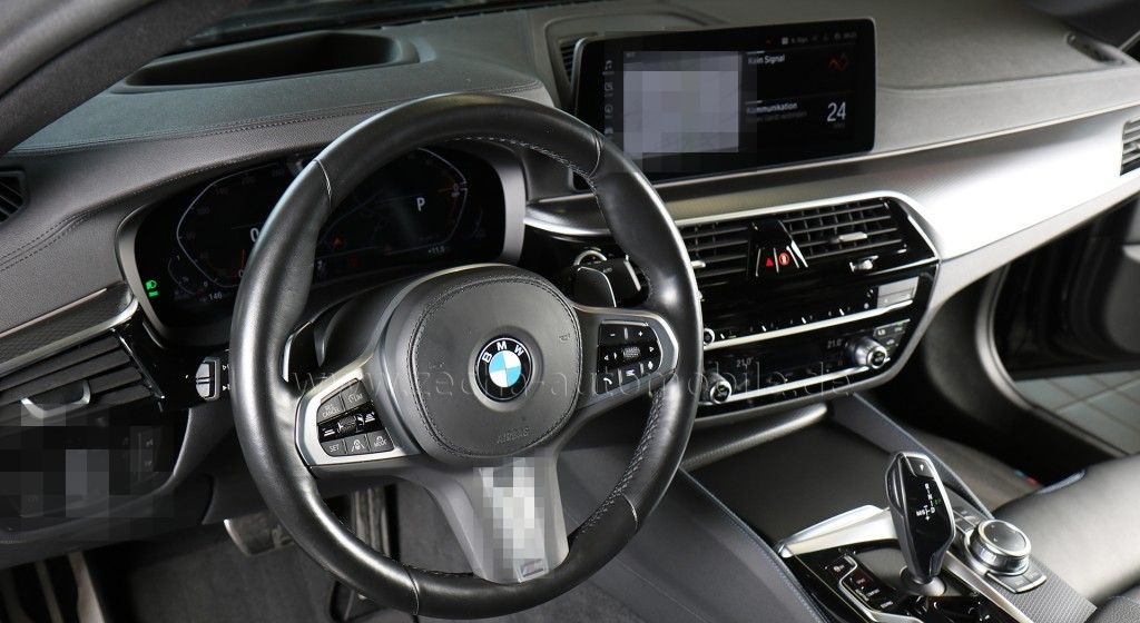 BMW 540 d xDr. M-Sportp.AHK.Glasd.Standhzg.DrivProf. foto 5
