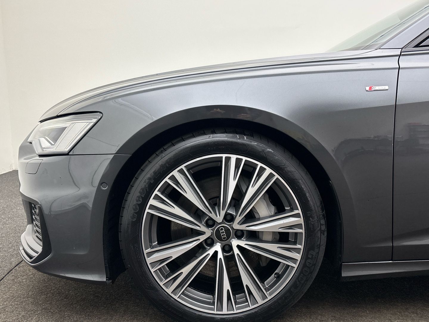 Audi A6 Avant 50 TFSI e Sport S line quattro Matrix foto 7