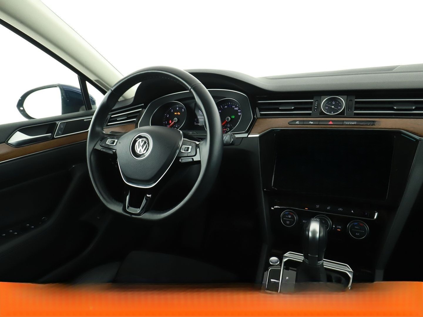 Volkswagen Passat 1.5 TSI ACT Highline BlueMotion Aut.*NAV* foto 13