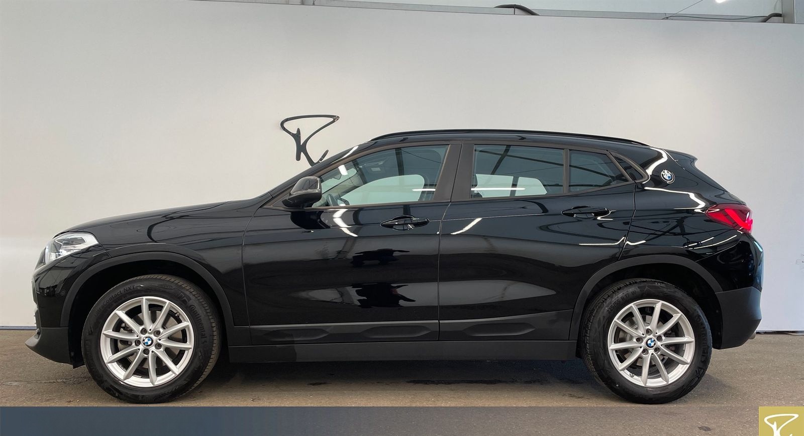 BMW X2 sDrive18d RFK PDC LED DAB Fahrschulauto foto 9