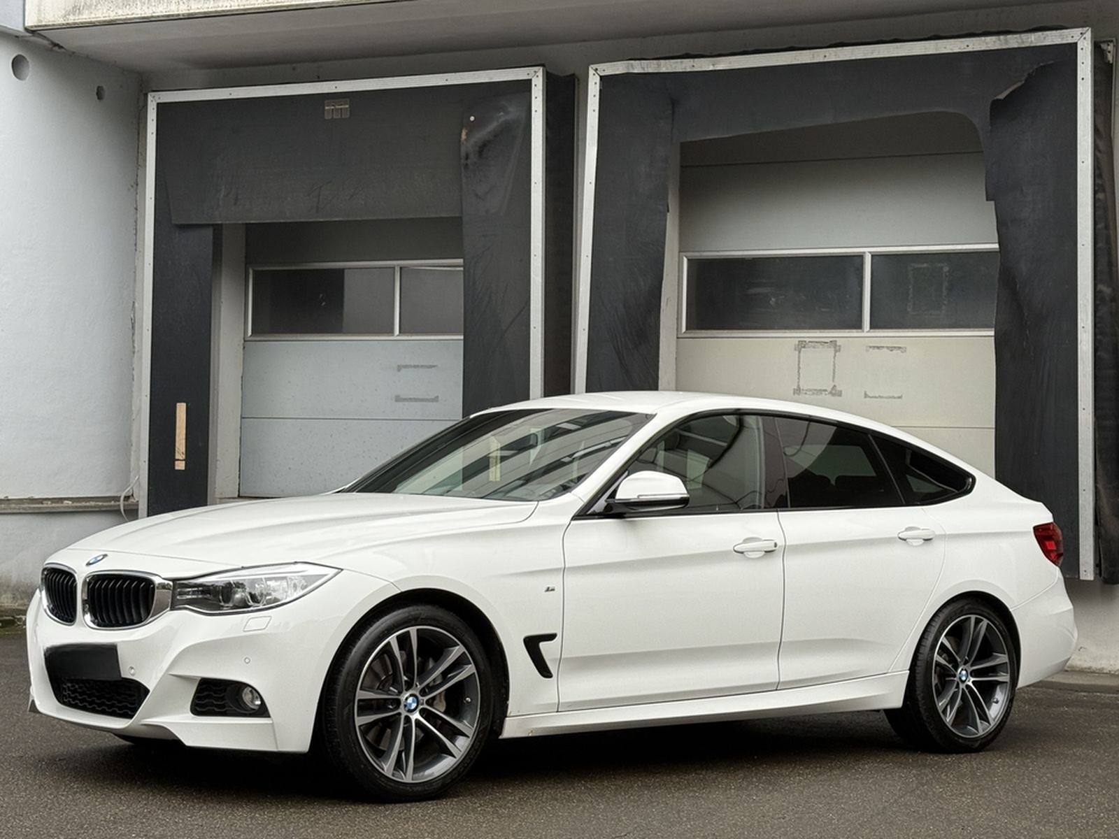 BMW 335 Gran Turismo M-SportXenon Soundsystem 19" foto 2