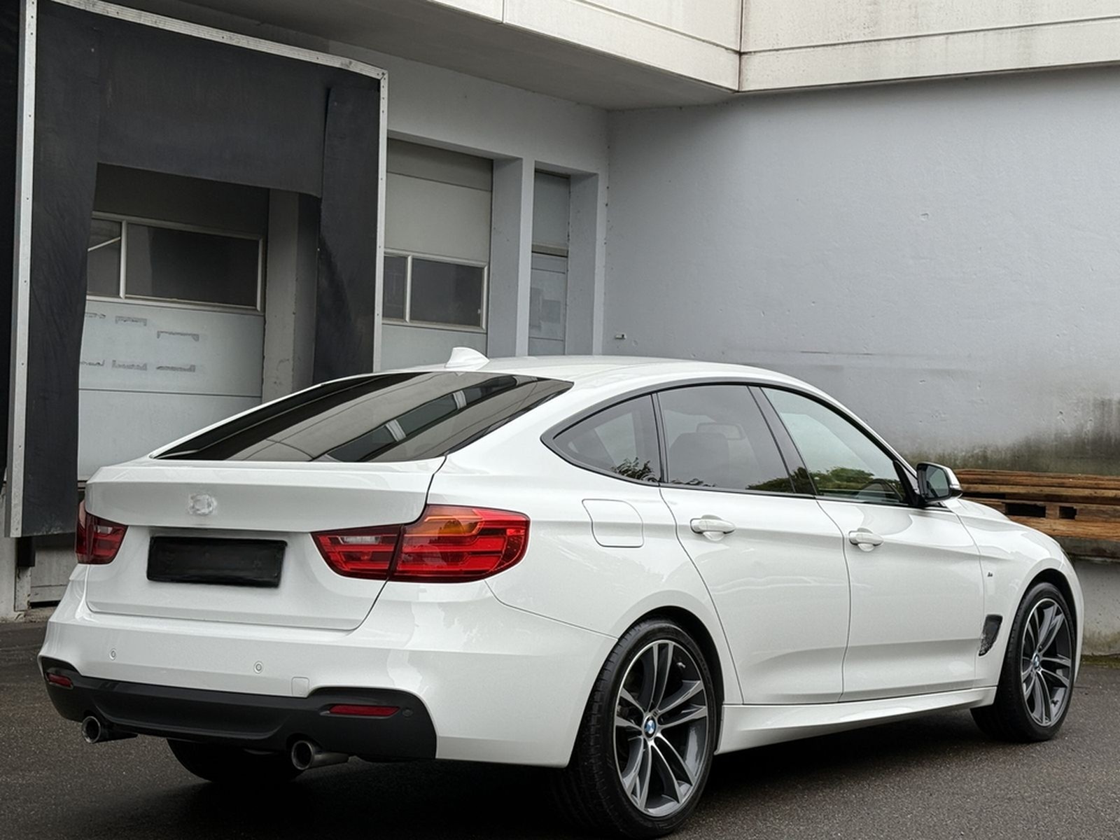 BMW 335 Gran Turismo M-SportXenon Soundsystem 19" foto 6