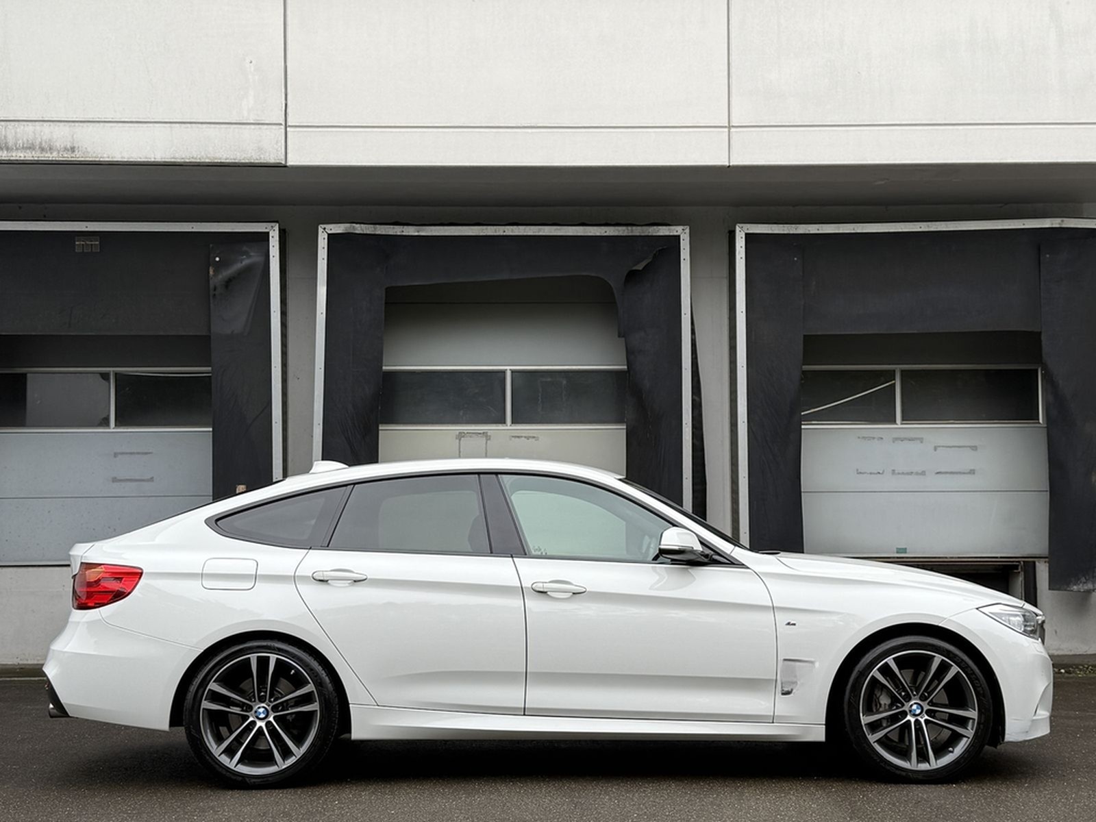 BMW 335 Gran Turismo M-SportXenon Soundsystem 19" foto 7