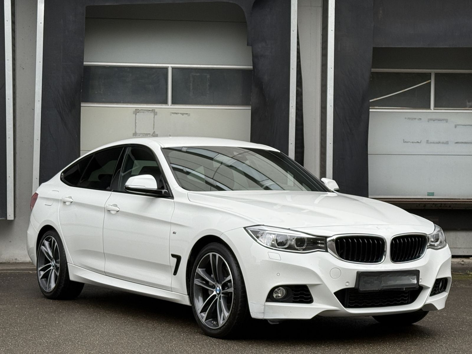 BMW 335 Gran Turismo M-SportXenon Soundsystem 19" foto 9