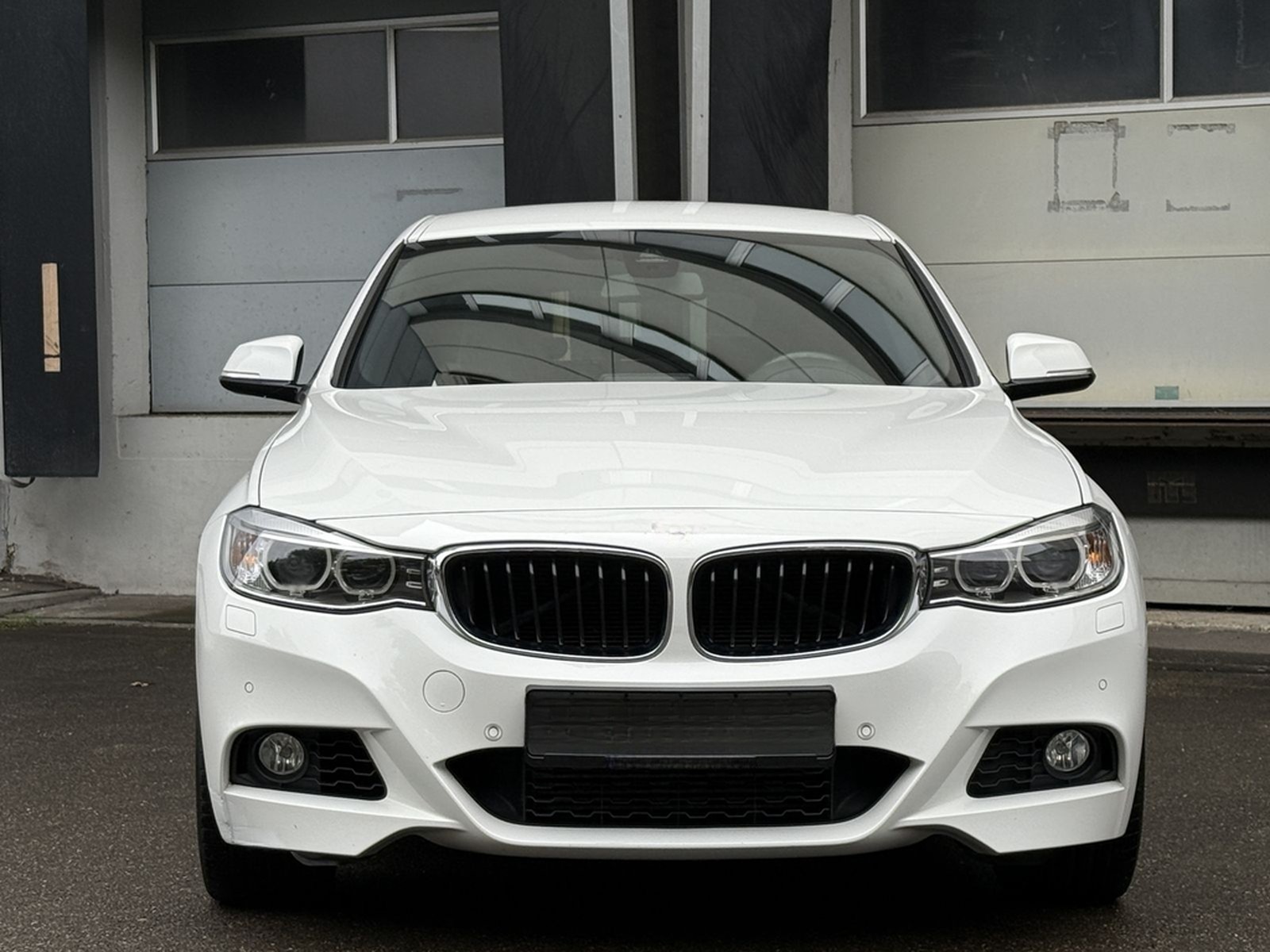 BMW 335 Gran Turismo M-SportXenon Soundsystem 19" foto 10