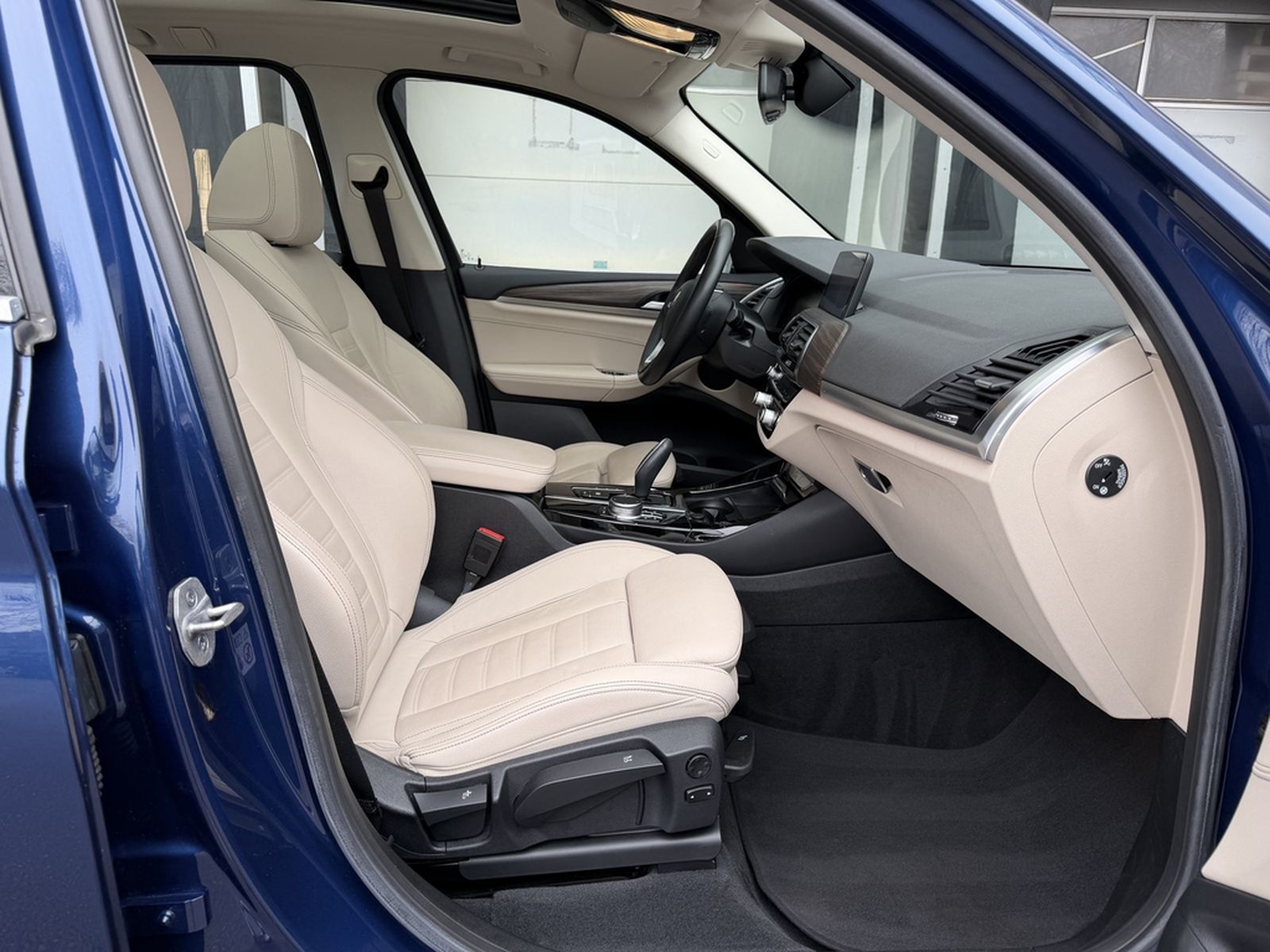 BMW X3 xDrive 20d xLine LED Pano Head-Up Rü-Kamera foto 25
