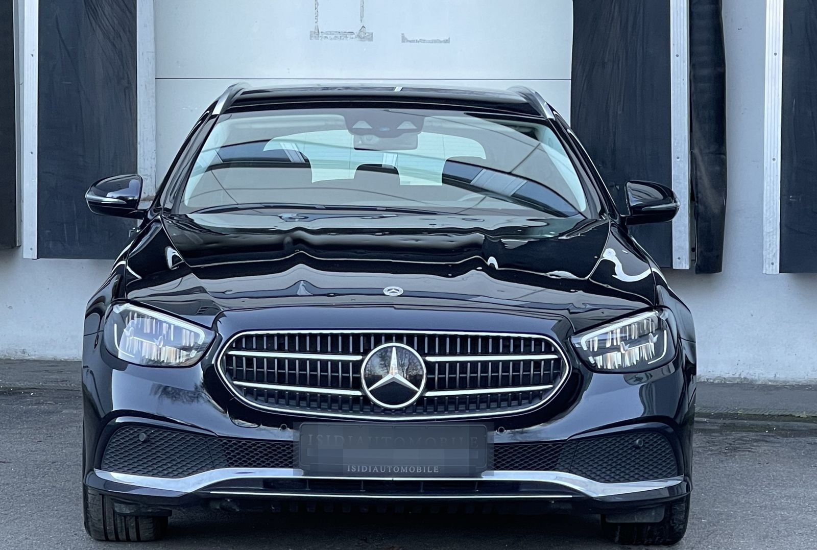 Mercedes-Benz E 220 D Avantgarde LED MBUX Distronic Kamera AHK foto 10