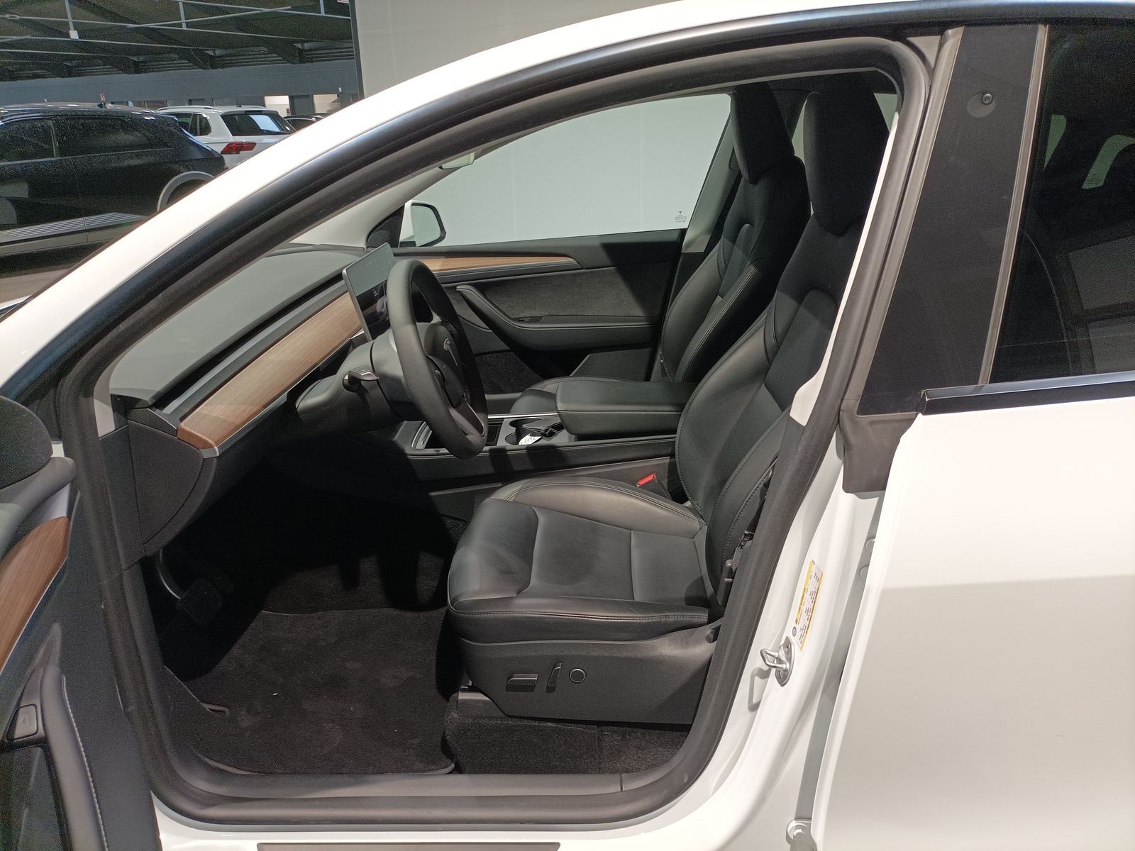 Tesla Model Y Dual Long Range  Navi|Kamera|Sitzhz|AHK foto 8