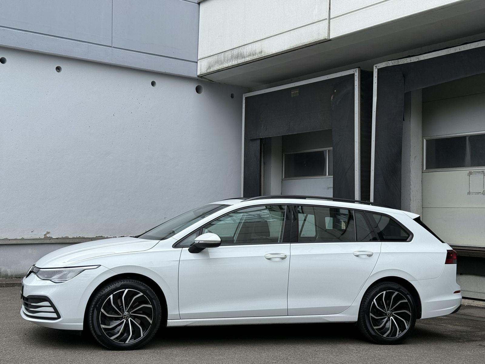 Volkswagen Golf Variant Life LED Navi DigitalCockpit Pano  foto 3