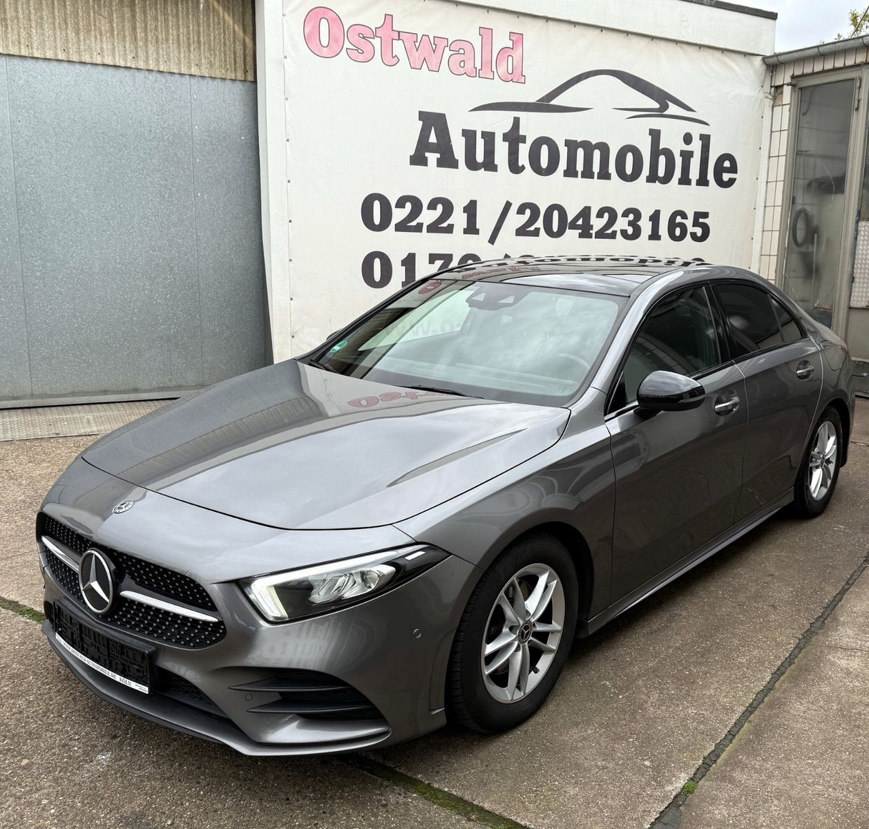 Mercedes-Benz A 200 AMG Line Night Leder Led Panorama Kamera foto 6