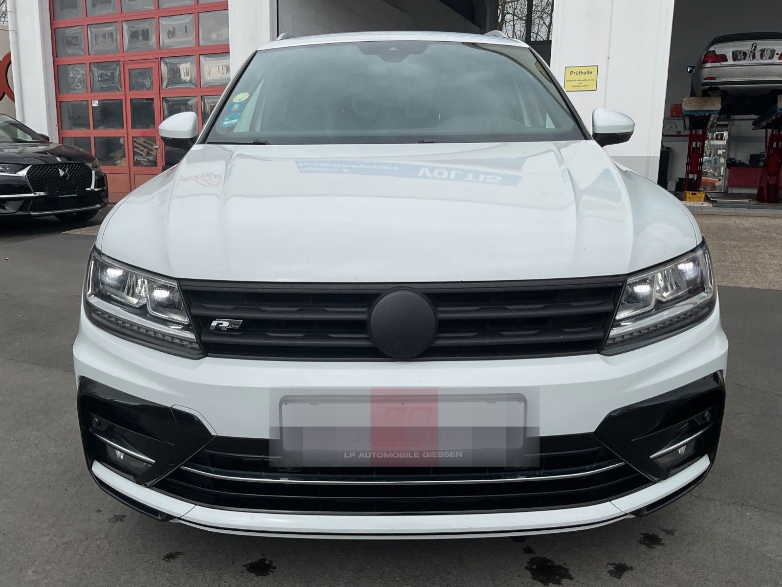Volkswagen Tiguan 2.0 TDI R-Line LED Kamera Leder ACC PDC foto 2