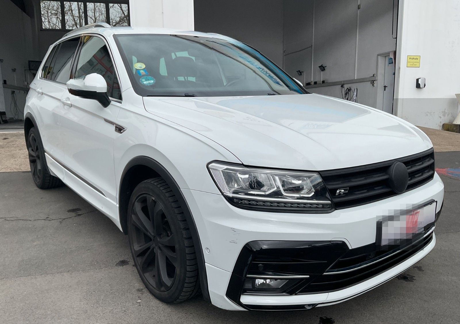 Volkswagen Tiguan 2.0 TDI R-Line LED Kamera Leder ACC PDC foto 3