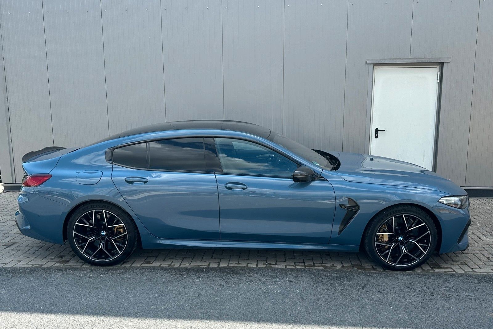BMW M8 Gran Coupe Competition * Drivers Pack *Carbon foto 6