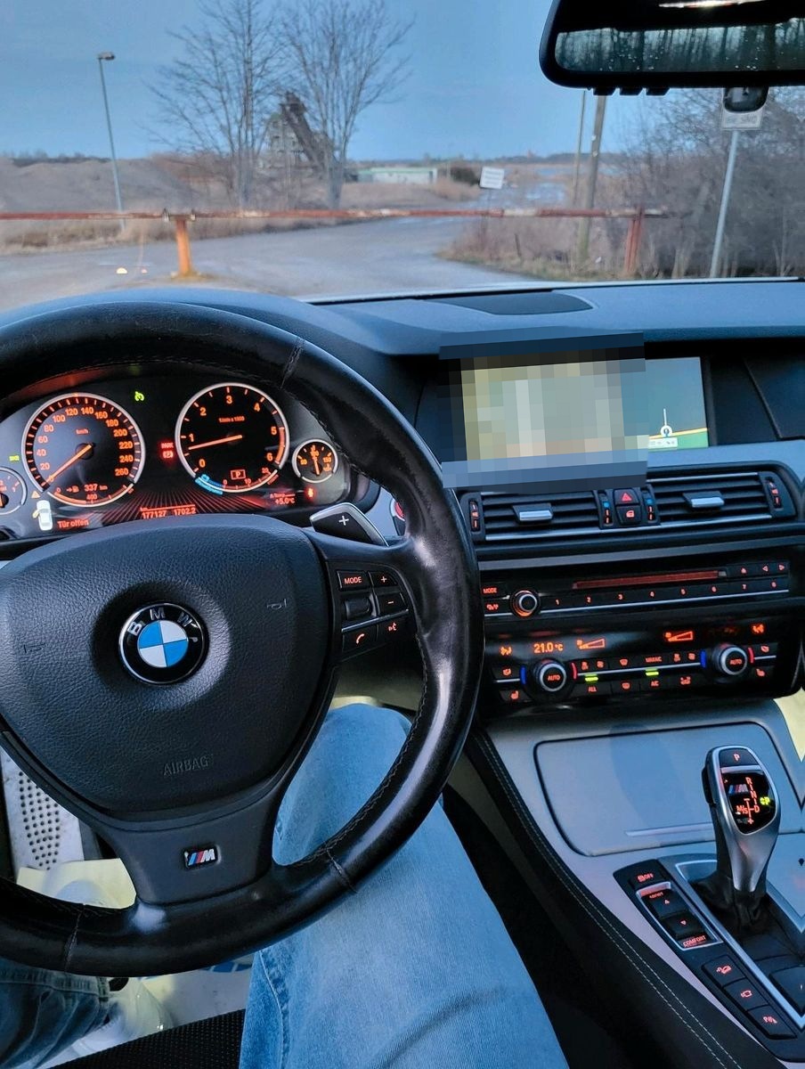 BMW M550d F10 xDrive  381 PS | gute Ausst... foto 8