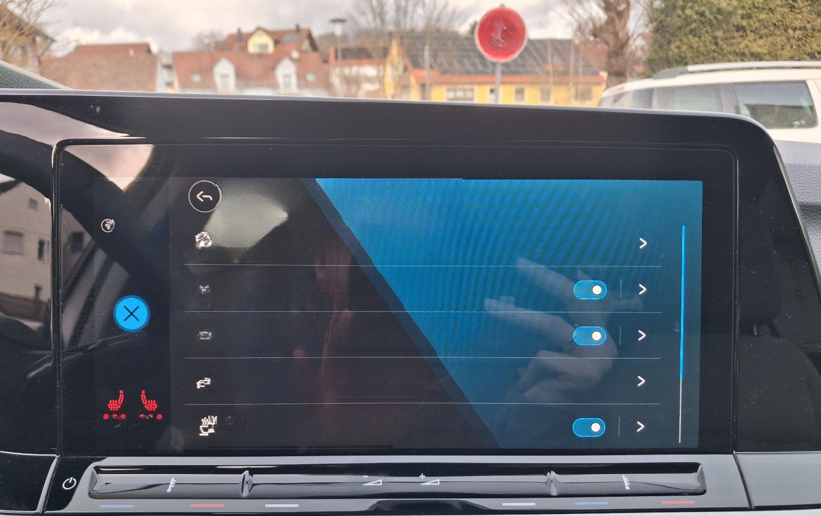 Volkswagen Golf VIII 1.5 TSI Life Variant AHK+LED+LENKRADH. foto 20