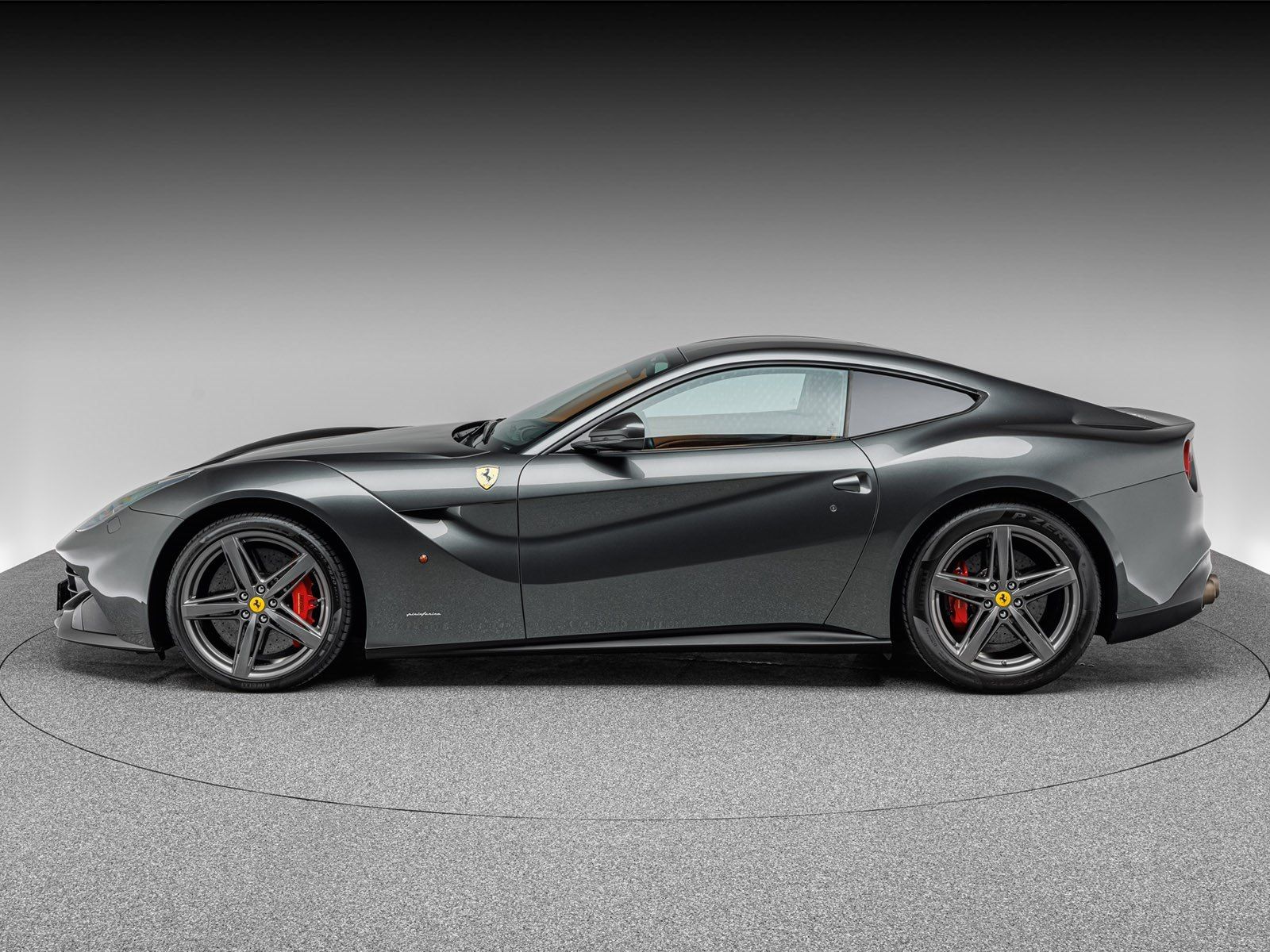 Ferrari F12berlinetta foto 2