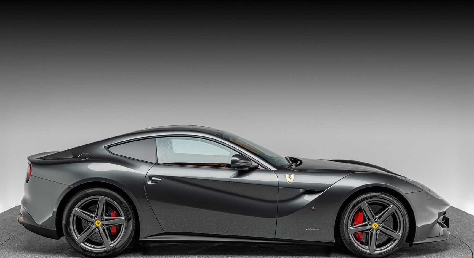 Ferrari F12berlinetta foto 8
