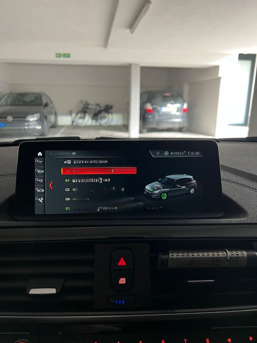 BMW M140i Special Edition - Navi Prof, Pano, 2. Hand foto 15